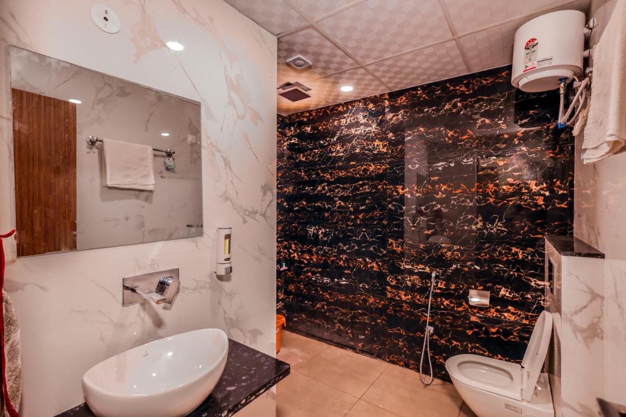 ג'איפור Hotel Lalita Palace מראה חיצוני תמונה